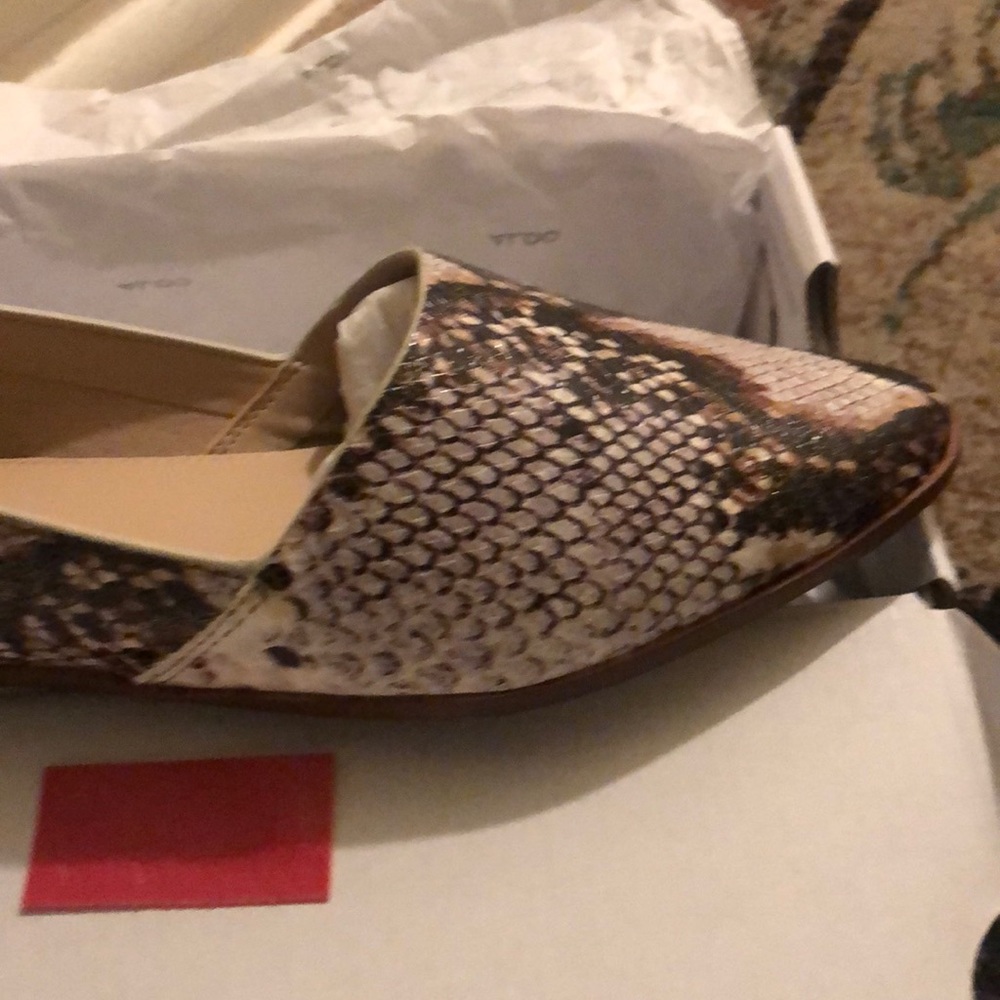 Women brand new light weight shoes - Picture 6 of 9
